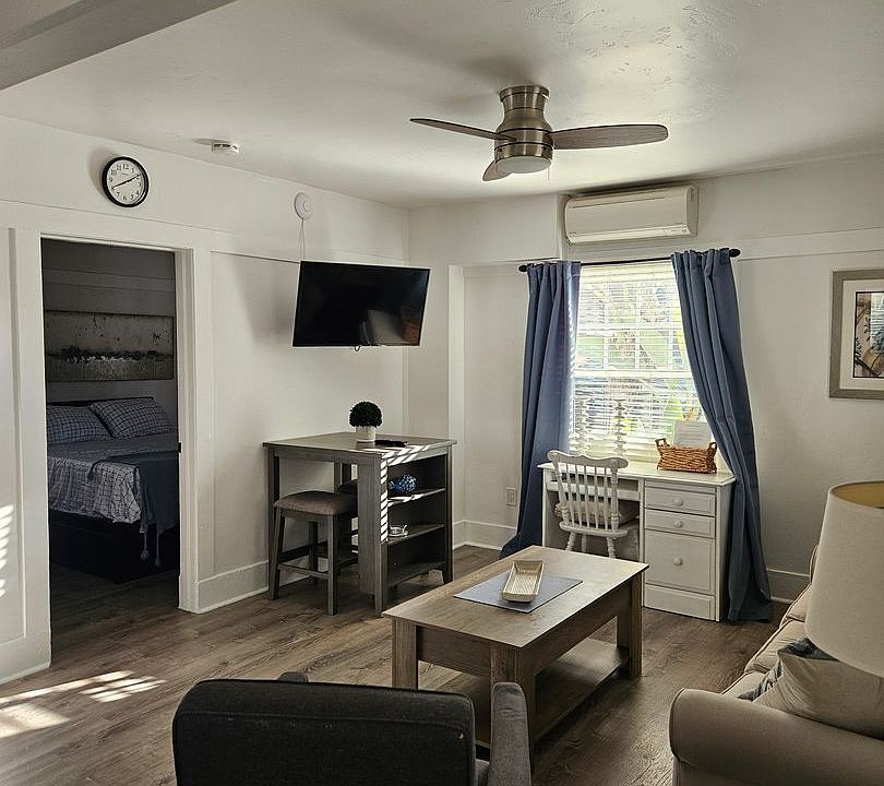 1st image of 181 Orange Ave APT 4