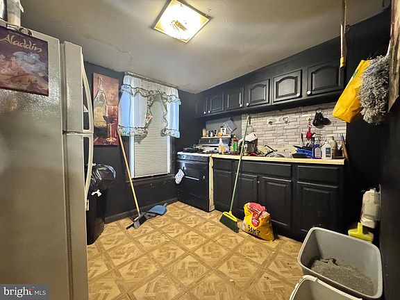 5th image of 3216 Aramingo Ave