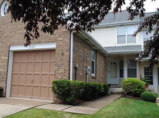 1529 Pinehurst Ln, Oakmont, PA 15139