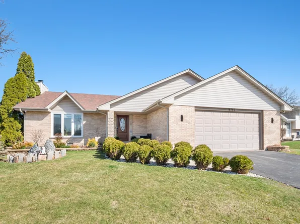 16740 W Saddlewood Dr, Lockport, IL 60441
