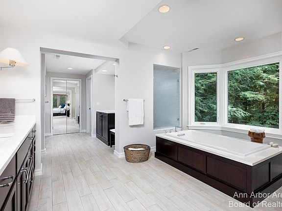 4th image of 3000 Glazier Way APT 260