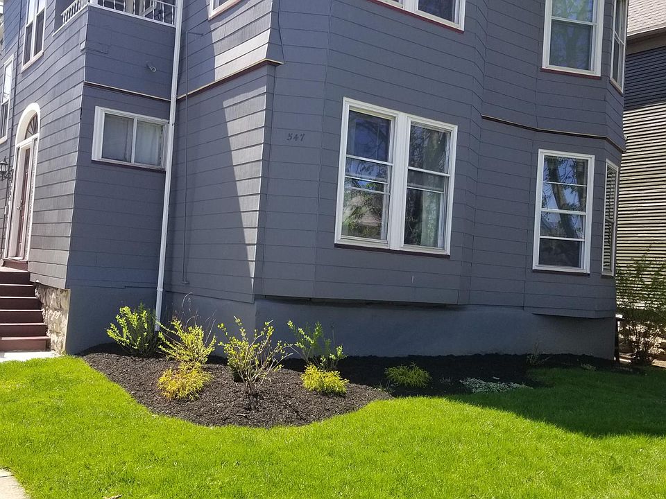 1st image of 547 W Ferry St
