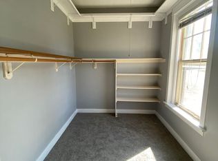 1535 W Pleasant St APT 2A, Davenport, IA