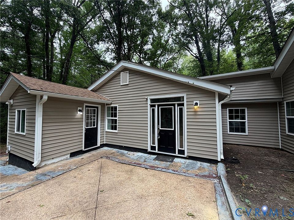 1st image of 4800 Leonard Ave