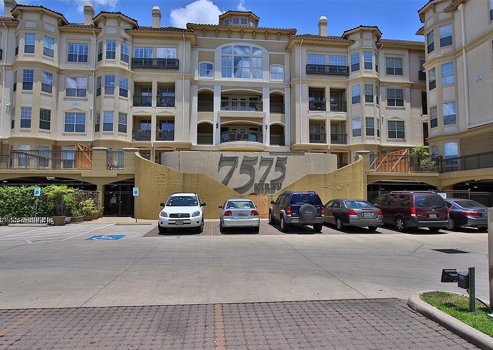 1st image of 7575 Kirby Dr APT 2217