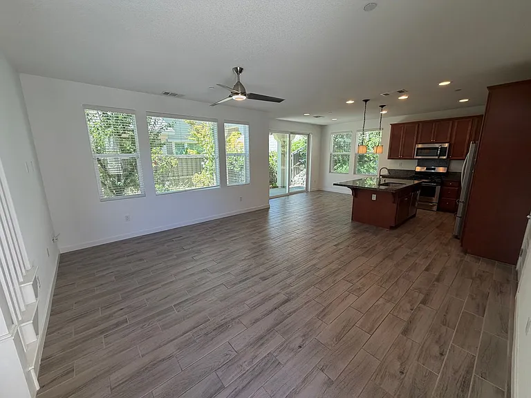 3341 Forney Way — Photo 3