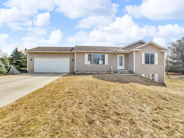 10145 W Portland Rd, Clarksville, MI 48815