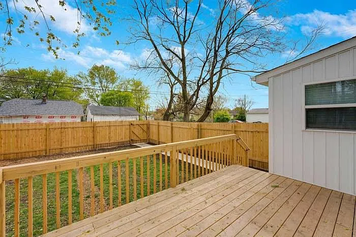 879 Bellows Ave — Photo 23