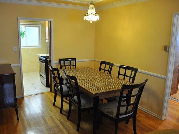 3rd image of 1435 N Poinsettia Pl #E