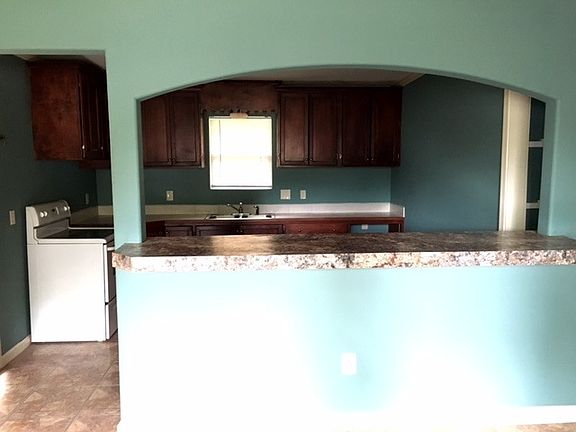5th image of 4005 Wood St