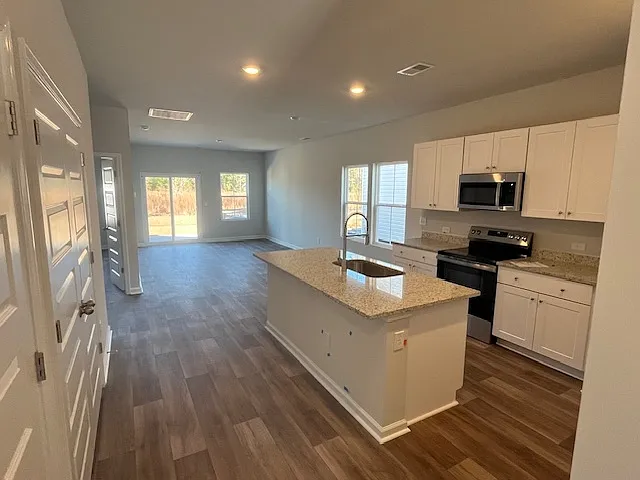 2110 Osprey Isle Ln SW — Photo 2