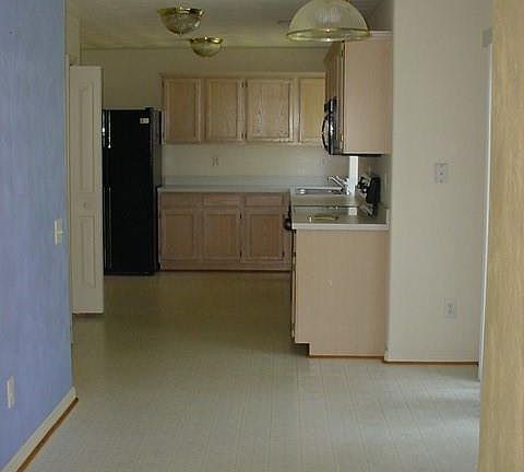 3rd image of 5472 Port Royal Dr