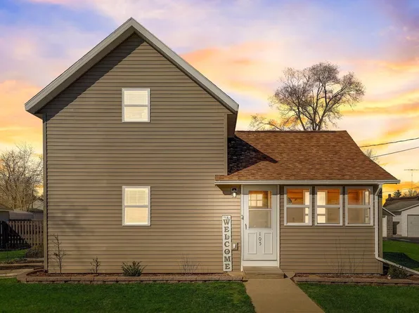 105 Sanborn Street, Pardeeville, WI 53954