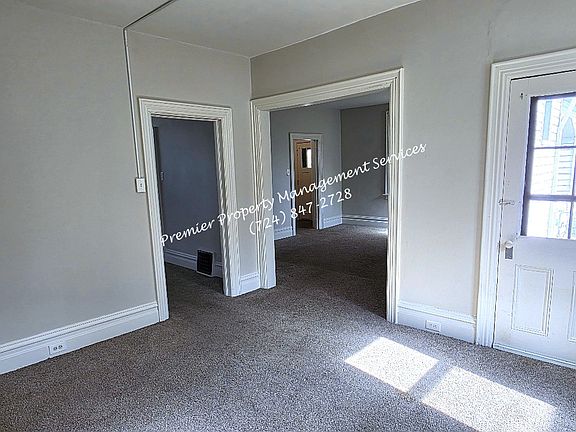 5th image of 1307 9th Ave