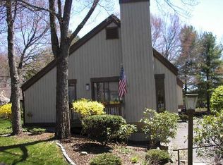 776 Heritage Vlg #B, Southbury, CT 06488