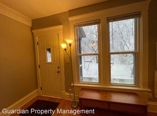 1108 Kenwood Pkwy APT 3, Minneapolis, MN 55403