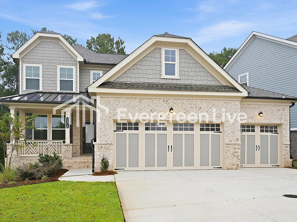 2870 Willow Creek Dr