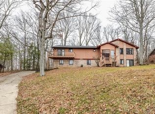 2880 Stauffer Dr, Dayton, OH 45434