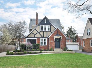 39 W Dunedin Rd, Columbus, OH 43214