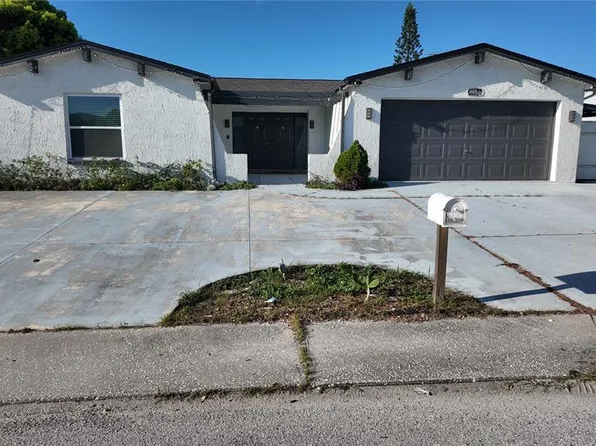 8214 Hixton Dr, Port Richey, FL 34668