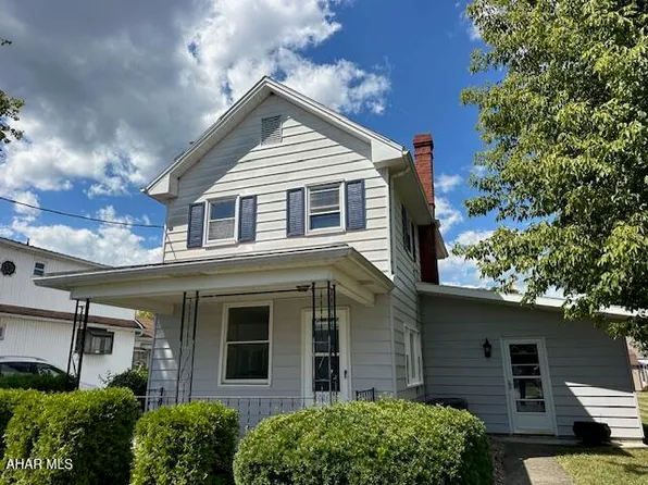 1016 5th Ave, Duncansville, PA 16635