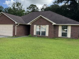 1208 Langston Ln, Hinesville, GA 31313