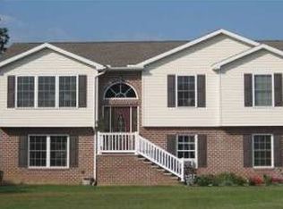 282 Kerrsville Rd, Carlisle, PA 17015