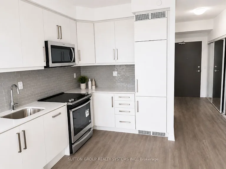 5180 Yonge St W #1601 — Photo 3