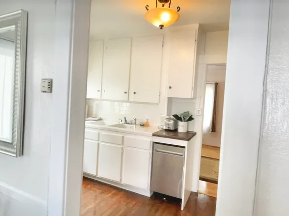 7710 Romaine St #3, Los Angeles, CA 90046