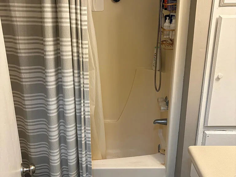 408 E Aquarium Pl #D — Photo 7
