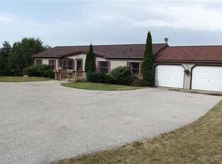 3260 Resort Pike Rd, Petoskey, MI 49770