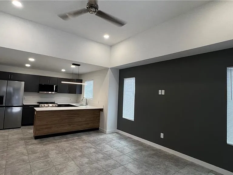 4008 Jenna Ln #A — Photo 9