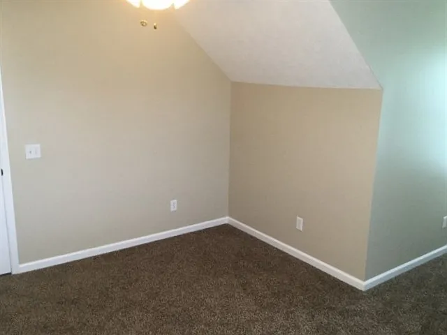 202 Harvest Ct — Photo 9