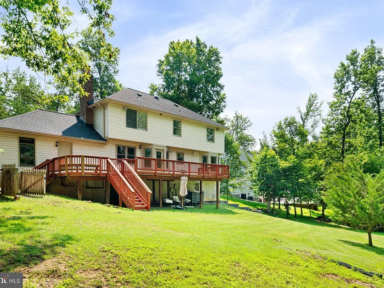 127 Pilgrim Cv — Photo 42