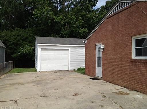 2nd image of 535 Beech Dr
