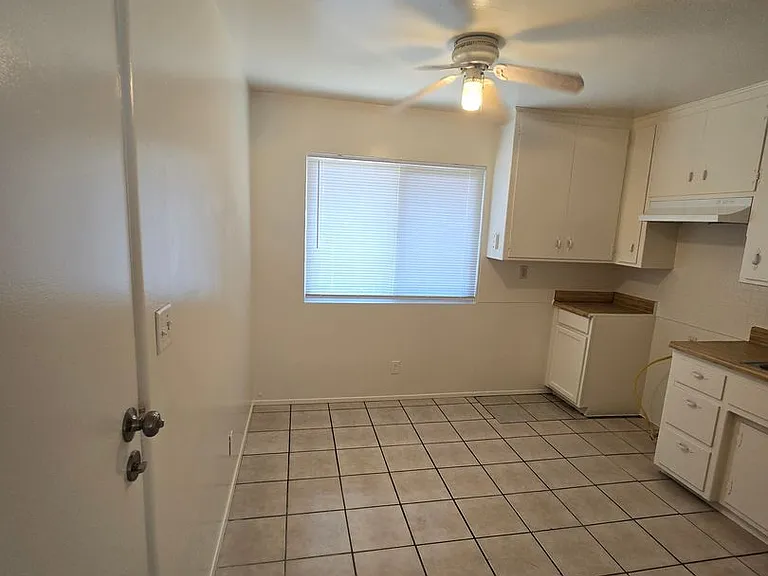 461 N Franklin St — Photo 18