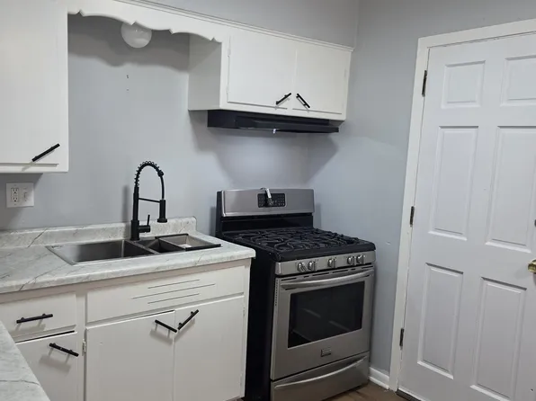 6107 W Leon Ter APT 2, Milwaukee, WI 53218