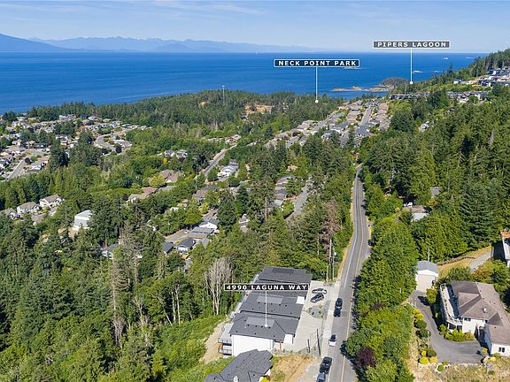 2nd image of 4990 Laguna Way