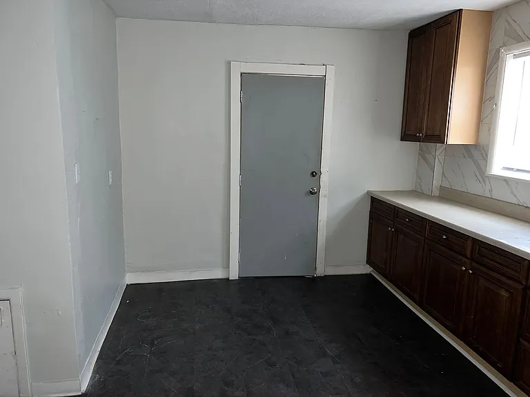 167 Chittenden St — Photo 15