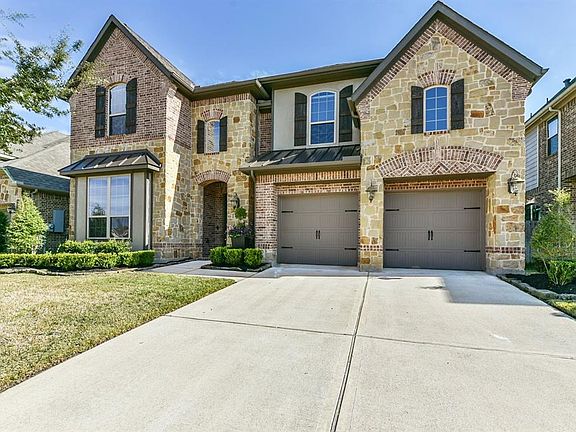 2nd image of 2235 Ringwood Way Ln