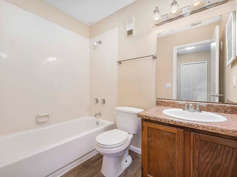 MAA Mandarin North — Photo 14