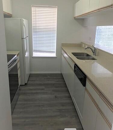 4th image of 12839 SE 40th Pl APT B6