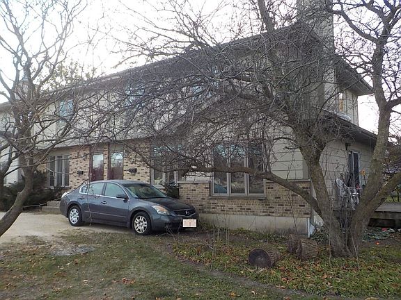 3rd image of 865-861 N 11th St