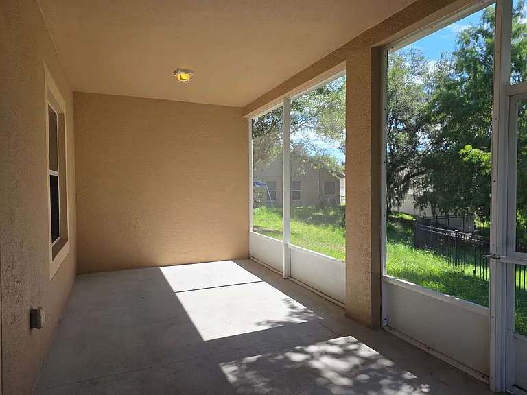 311 Rambling Cir — Photo 26