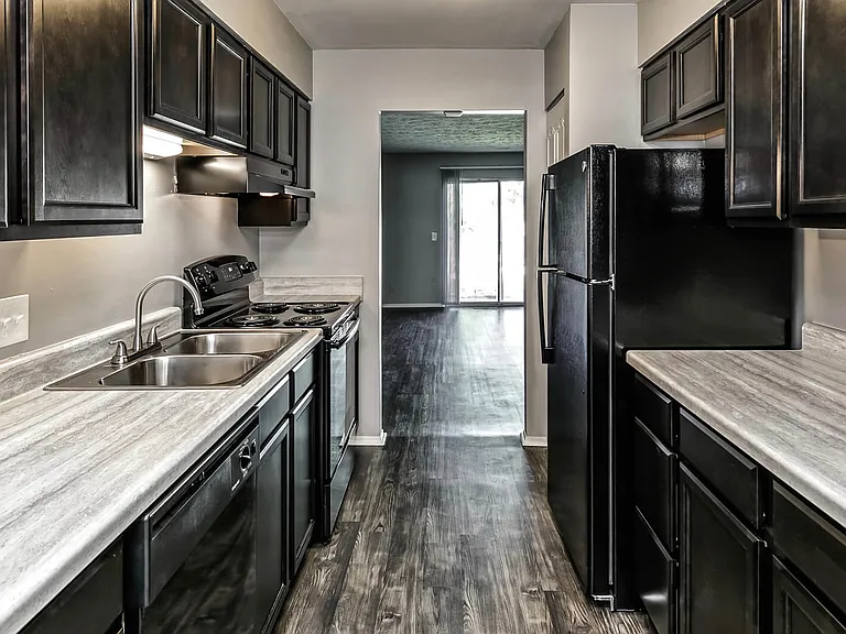 Terrace Garden Townhomes — Photo 8