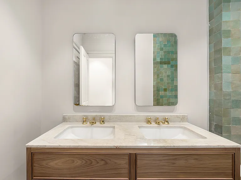 33 W 74th St #1 — Photo 20