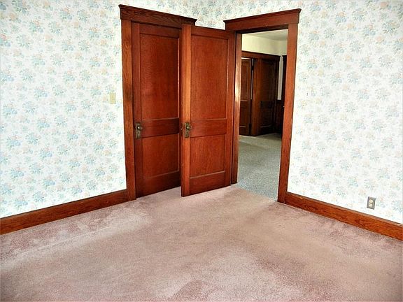5th image of 112 Greenwood St #2