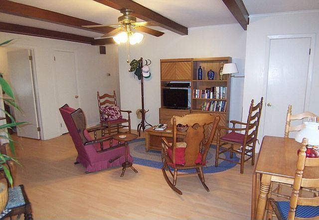 2nd image of 209 Fairfield Dr
