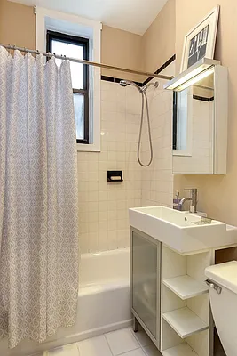 Sold by Corcoran | media 24