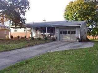 820 Edenridge Dr, Youngstown, OH 44512